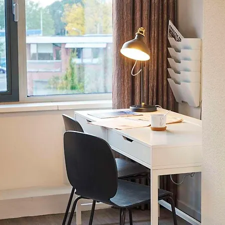 Aparthotel Amrath Schiphol 3*