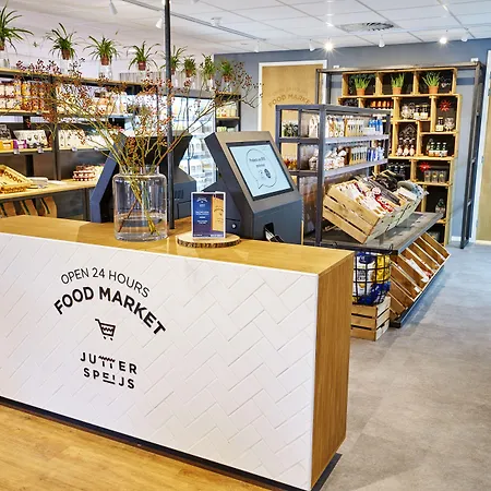 Amrath Schiphol Aparthotel 4*