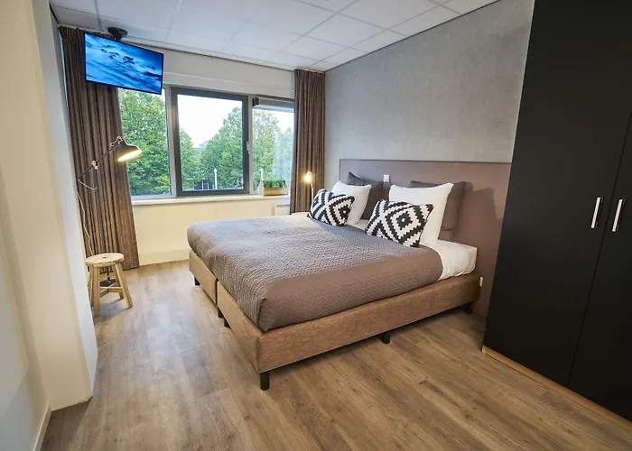 Amrath Schiphol Aparthotel 4*