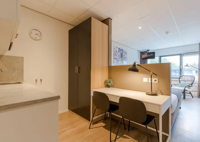 Amrath Schiphol Aparthotel 4*