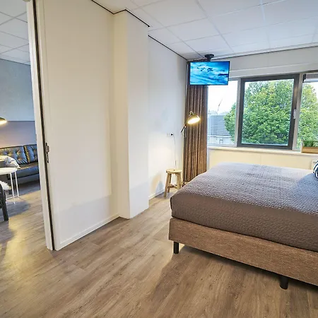 Amrath Schiphol Apartahotel 4*