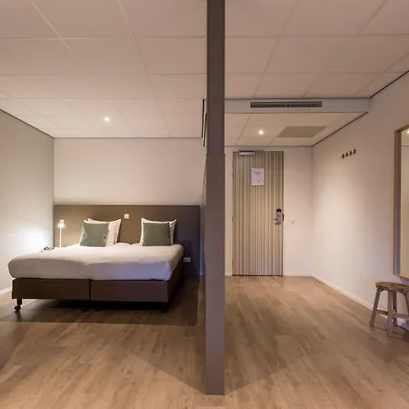 Apartahotel Amrath Schiphol 4*